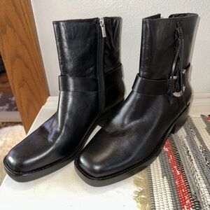 Lucky Brand Women's Kamany Black Braided Bootie Ankle Boots Women’s Size 9.5